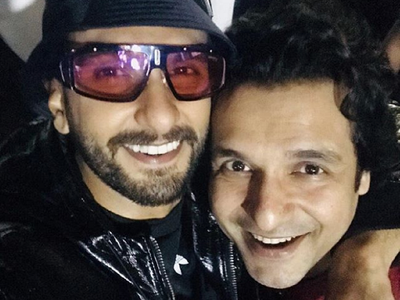 Bhojpuri star Vinay Anand shares a selfie with Bollywood superstar Ranveer Singh
