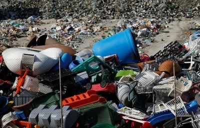 Govt puts complete ban on import of solid plastic waste