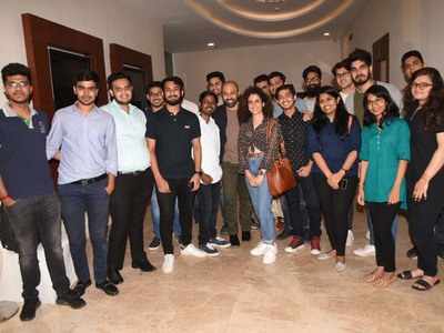 Sanya Malhotra met real-life CA students at the special screening of 'Photograph'
