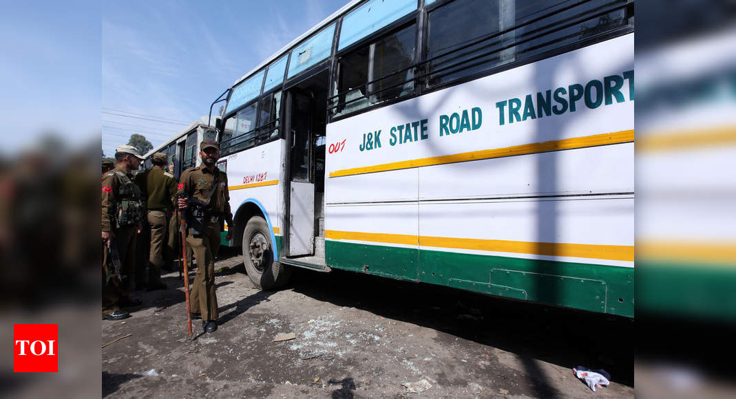 Blast In Jammu Today: One dead, 32 injured in grenade attack at bus ...