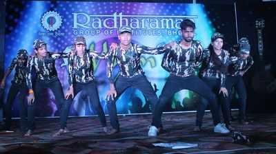 Engineers turn dancers at Vihaan 2019