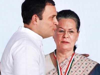 Sonia Gandhi, Rahul in Congress' 1st list of 15, but not Priyanka