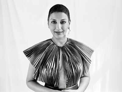 Sonali Bendre embraces her scar in a fearless and powerful photoshoot