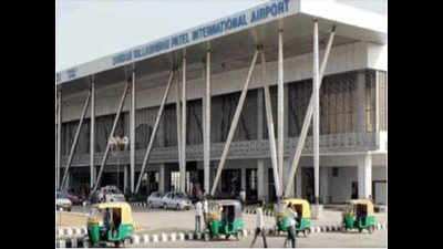 Cabbies demand abolition of access fees at Ahmedabad airport