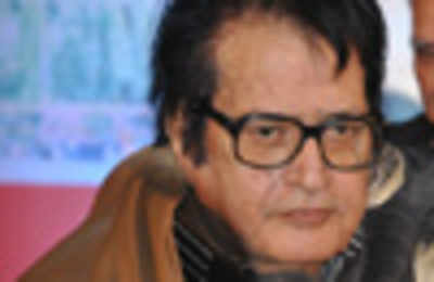 Manoj Kumar gets Lifetime achievement award