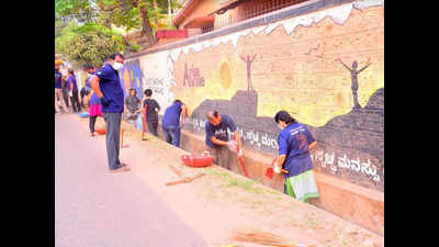 Mangaluru: Swachhata Abhiyan by Ramakrishna Mission leaves Jeppu area clean