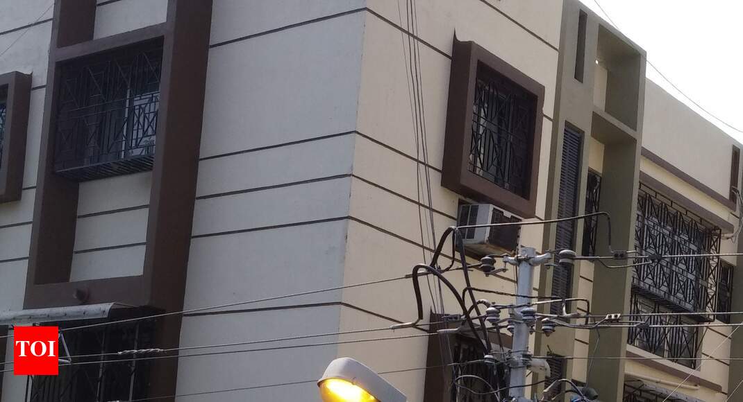 Light Of A Lamp Post Stronger Than The Sun Times India