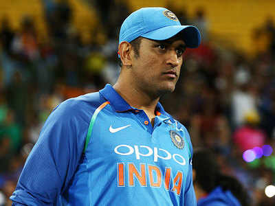 India need Dhoni's calmness in World Cup: Manjrekar