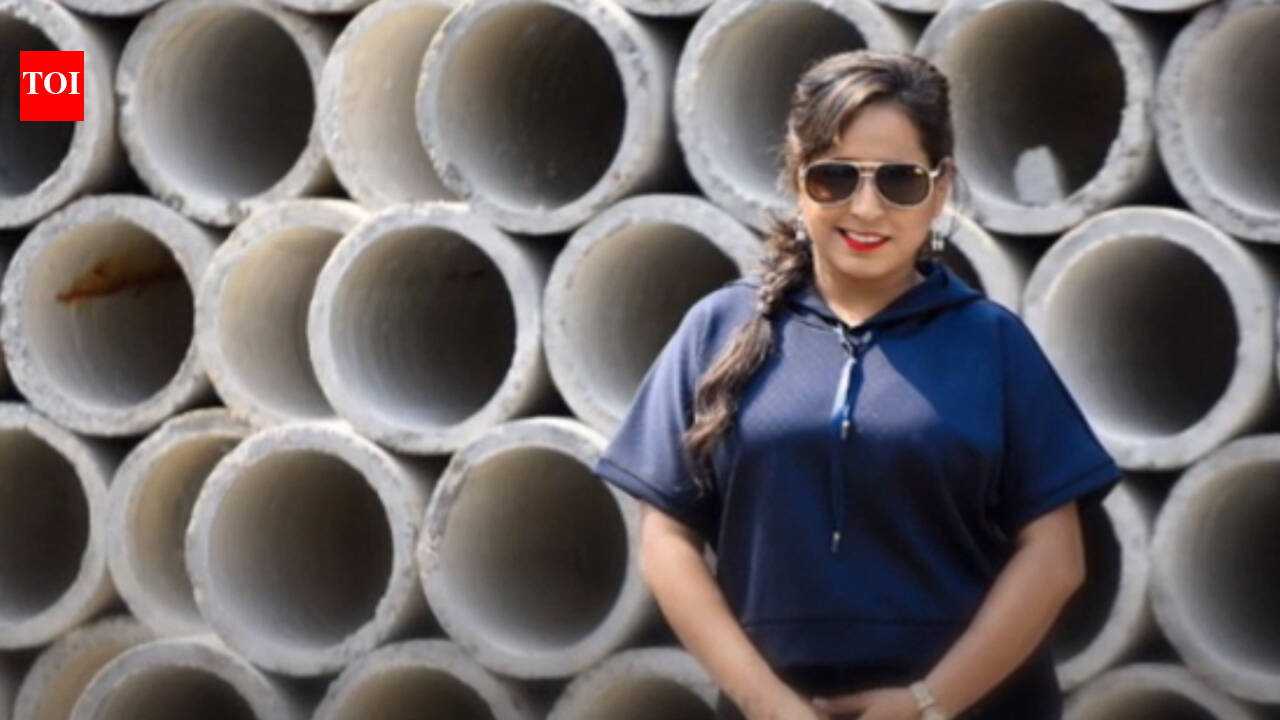 Folk rapper Pinky Maidasani loves to rap in 13 languages