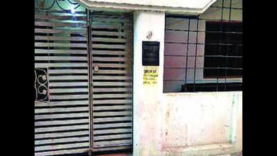 Hush descends on house where single mother died giving birth alone, no FIR