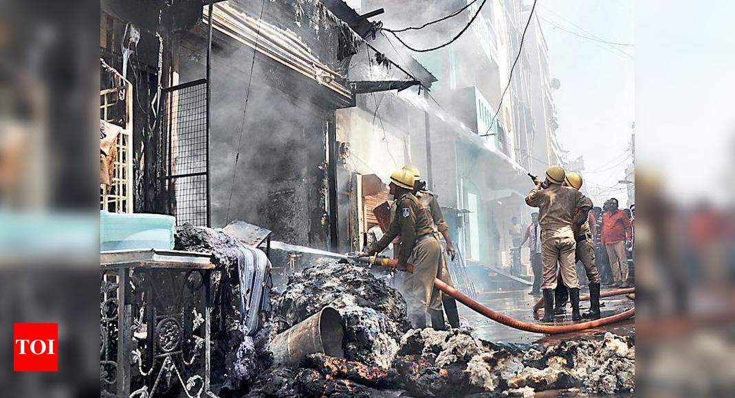 Fire Breaks Out In Cotton Bale Shop 