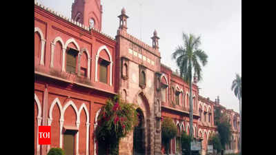 AMU suspends scholar who slapped woman in campus
