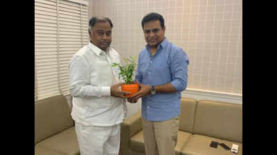 Upender Reddy Palair: Another jolt for Congress, 6th MLA quits for TRS ...