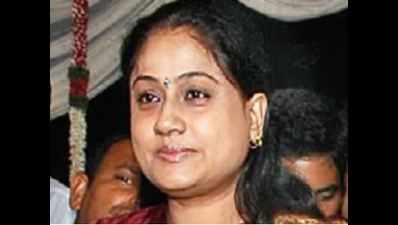 Advocate files defamation complaint against Vijayasanthi