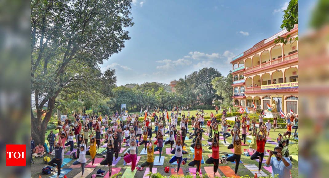 Anandra George – International Yoga Festival