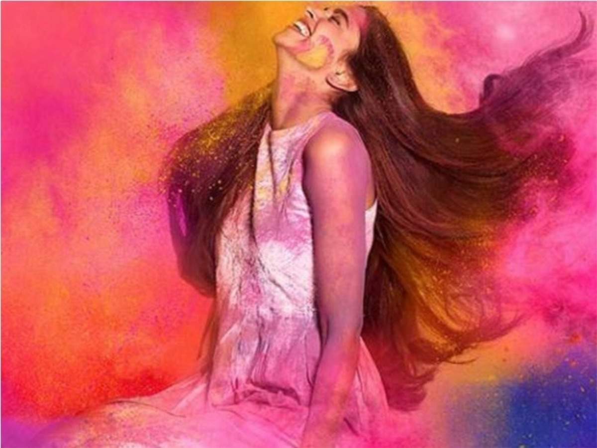 Holi Hacks: How To Protect Your Hair and Skin During Holi