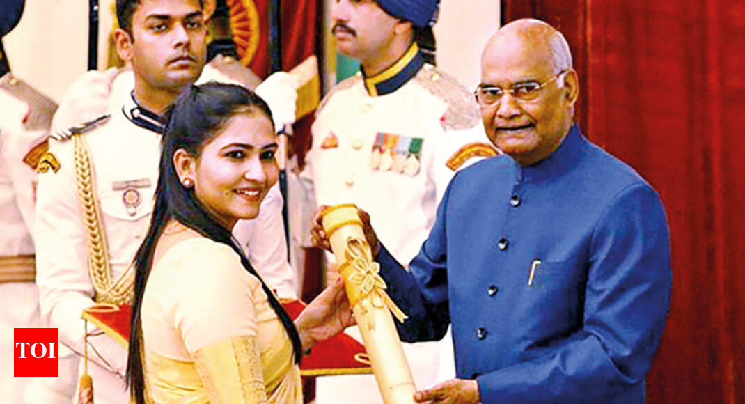 Prashanti Singh: Banarasi sari pehen ke Padma Shri award lena ka mazaa ...