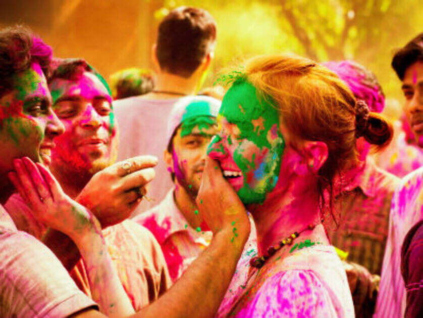 Tips on celebrating an eco-friendly Holi