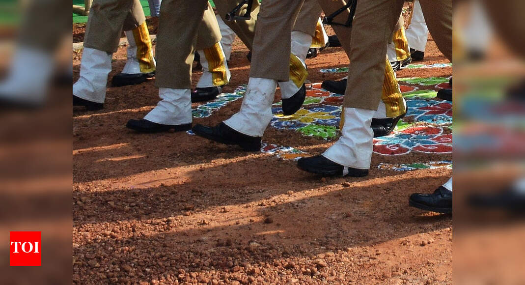 Police may say goodbye to Hindi & English; parade commands to be in