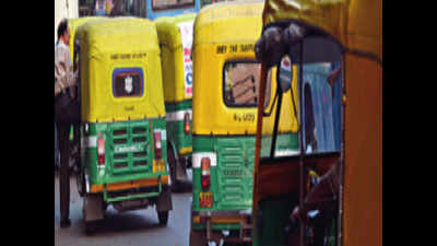 Kolkata: Commuters pay double as autos truncate routes