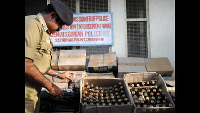 It’s booze & biriyani time: Cops get busy watching Tamil Nadu borders