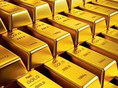 Gold rises on robust demand, global cues