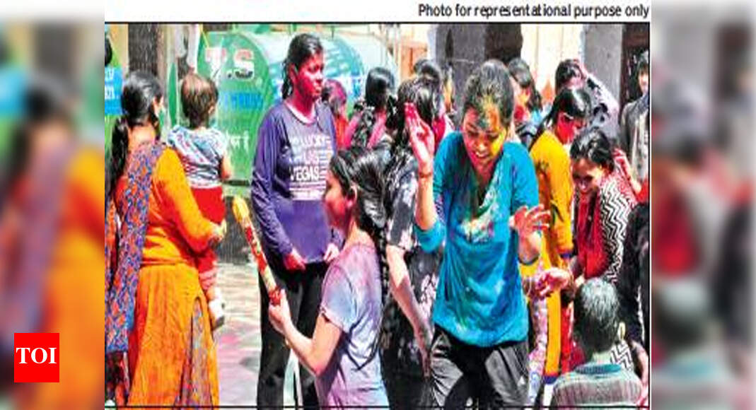 Curtain rises on threeday Holi Mahotsav Chandigarh News Times of India