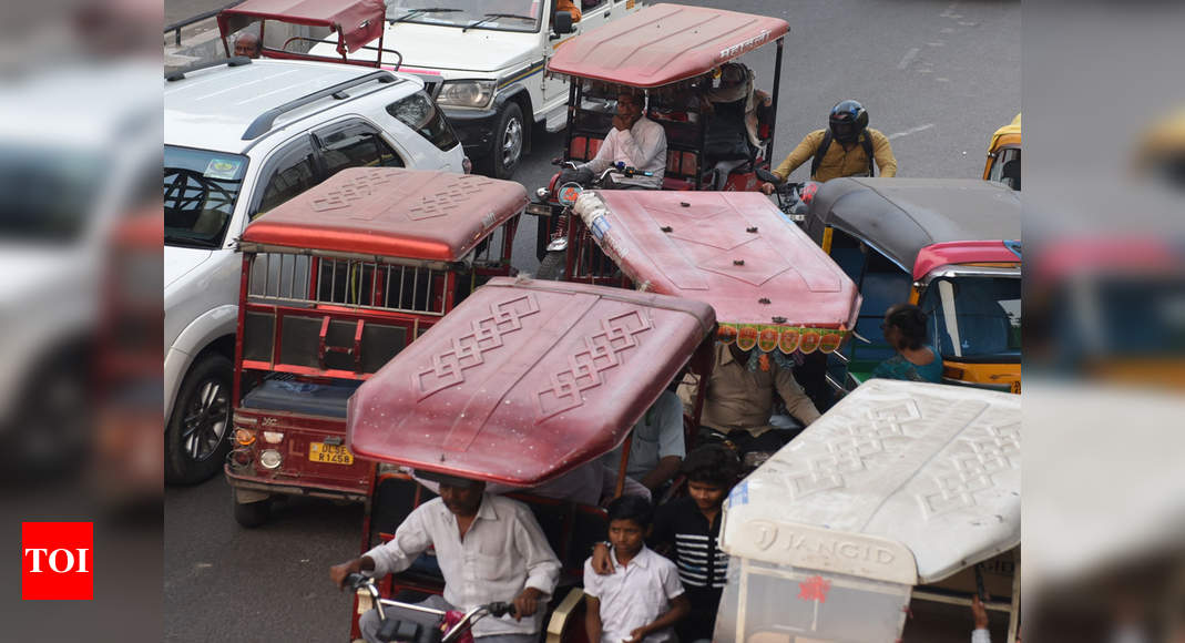 Delhi to get 131 charging stations for electric vehicles | Delhi News