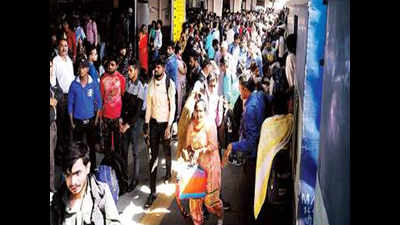 Trains overcrowded as people return from Holi holidays