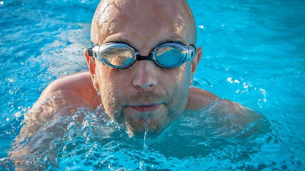 Enjoy summer swimming sessions with the stylish swim goggles
