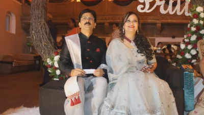 Silver wedding anniversary celebrations get grand in Varanasi