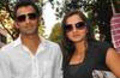 Sania-Shoaib's first public appearance post marriage
