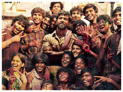 ‘Super 30’: Hrithik Roshan would do group tasks with the kids on the sets of the film