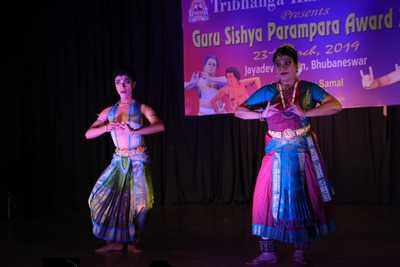 Classical dance event celebrates guru-sishya culture