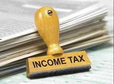 Income tax officials race against time to mop up Rs 1.6 lakh crore