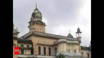 Lucknow University expels illegal hostel occupant