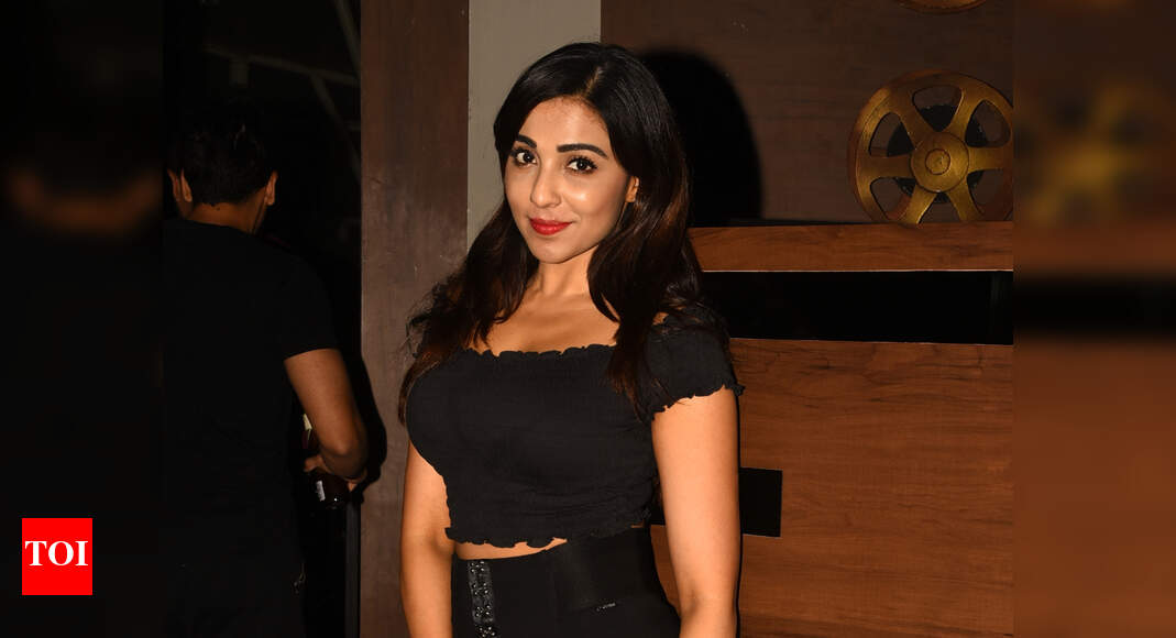 Parvatii had fun partying at a birthday party at Slate in Chennai ...