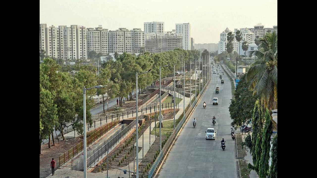 Makeover of Vesu Canal Rd by Nov-end | Surat News - Times of India