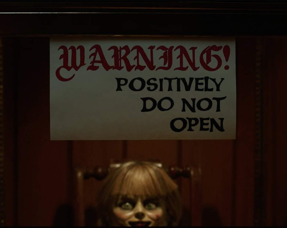 
Annabelle Comes Home - Official Trailer
