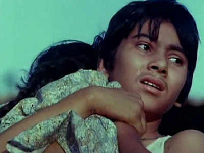 Did you know Ajay Devgn played a child artiste in Mithun Chakraborty's film?