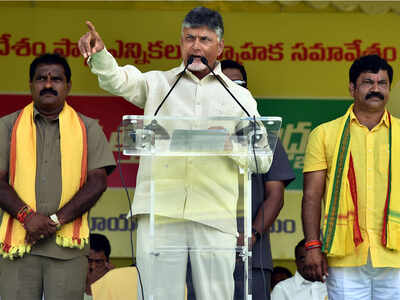 KCR providing money to Jaganmohan Reddy: Chandrababu Naidu