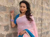 TV host Suma Kanakala leaves fans floored with a profound dialogue on anchoring; watch video