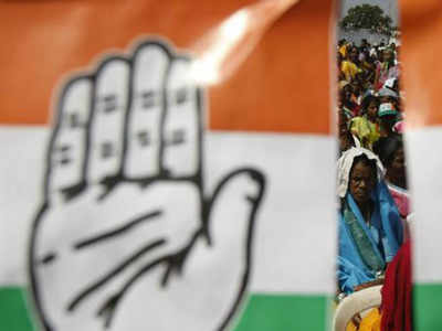 Congress picks 'tainted' ex-MP for Dahod, a greenhorn for Bharuch