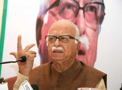 Those who politically disagree with BJP are not anti-nationals: LK Advani