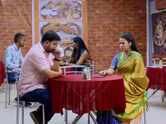 Mazhya Navryachi Bayko written update, April 4, 2019: Radhika goes to meet Saumitra