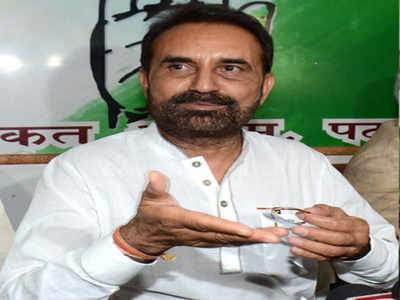 Ticket row: Shaktisinh Gohil faces wrath of Aurangabad Congress workers