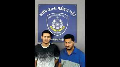 Café owners in Fatehgunj arrested for IPL betting