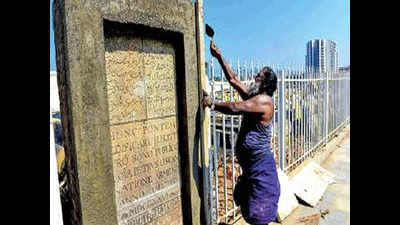 300-year-old Armenian plaque restored