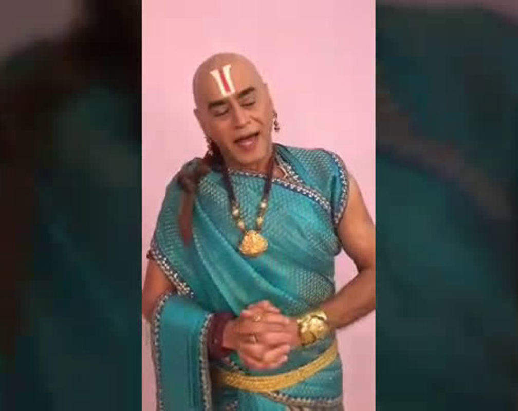 
Actor Pankaj Berry aka Tathacharya from 'Tenali Rama' wishes everyone a Happy Gudi Padwa

