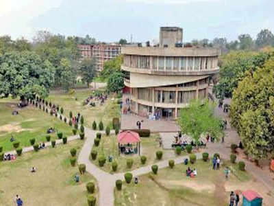 Panjab University syndicate to discuss fee structure for NRIs on April 10 |  Chandigarh News - Times of India